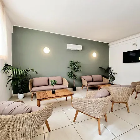 Hotel Elefantino Grey - Free Breakfast & Brunch Until 13-00 - Vicinissimi A Mirabilandia 3*