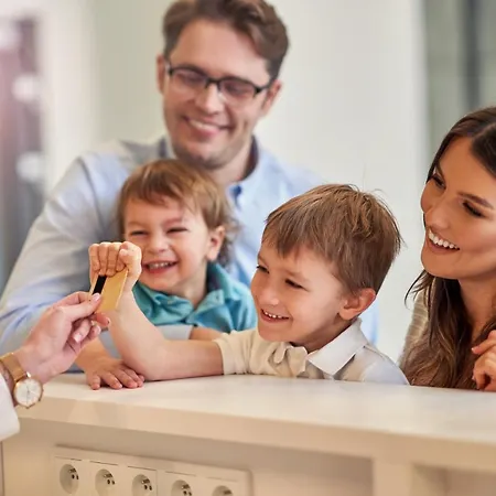 Elefantino Grey - Free Brunch & Breakfast Until 13-00 - Vicinissimi A Mirabilandia Ξενοδοχείο 3*