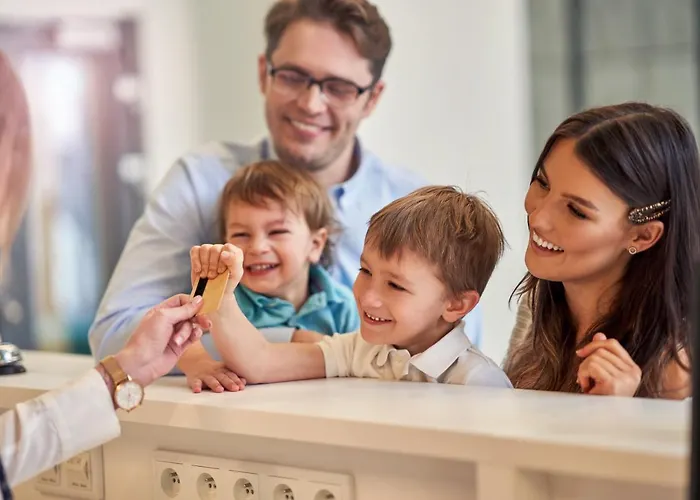 Elefantino Grey - Free Brunch & Breakfast Until 13-00 - Vicinissimi A Mirabilandia Ξενοδοχείο 3*